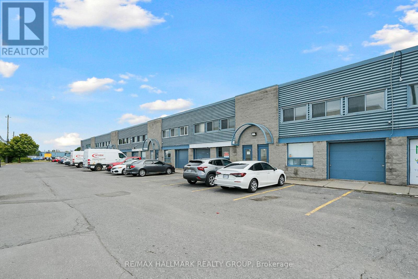 42 - 1010 Polytek Street, Ottawa, Ontario  K1J 9J3 - Photo 2 - X12359236