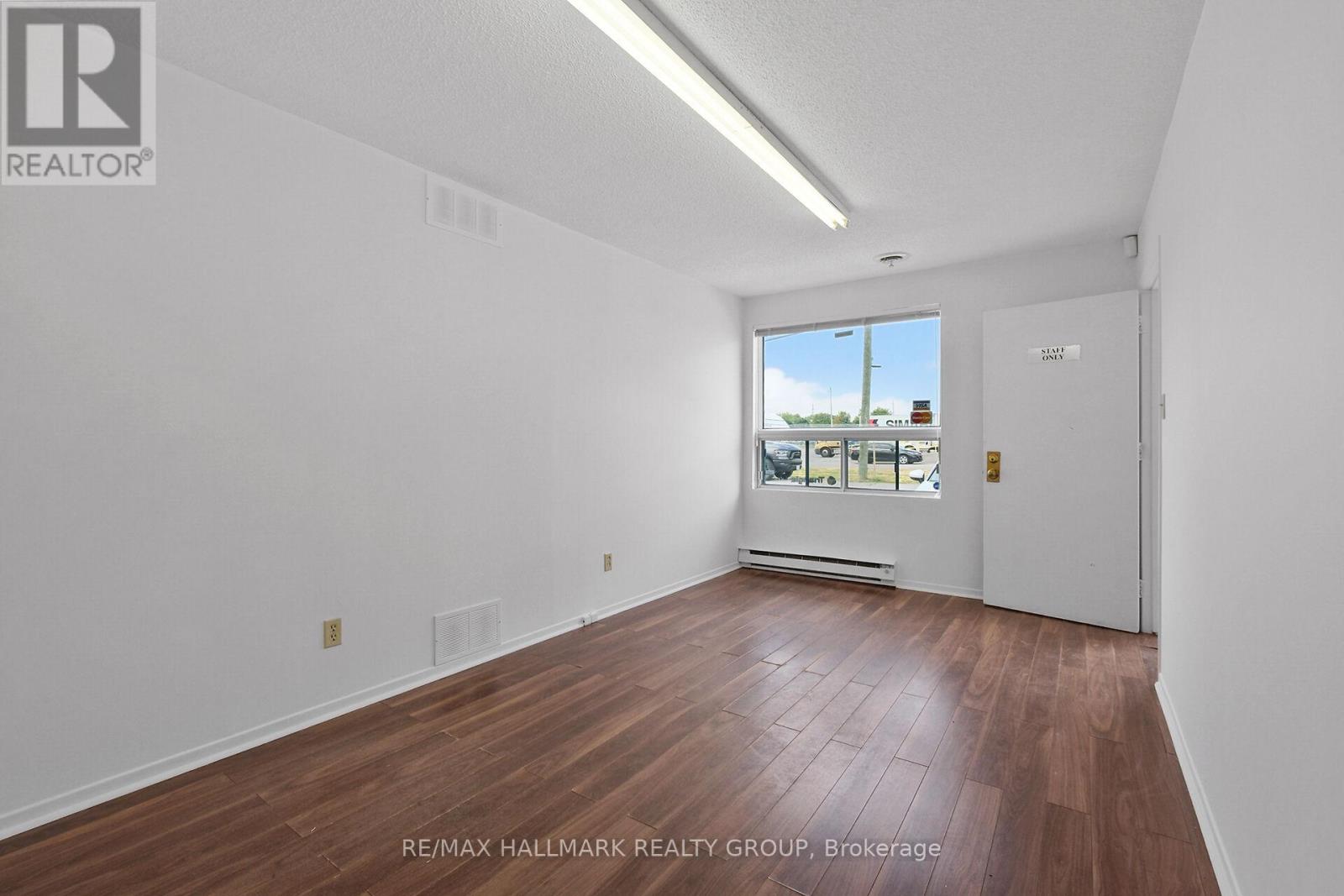 42 - 1010 Polytek Street, Ottawa, Ontario  K1J 9J3 - Photo 5 - X12359236