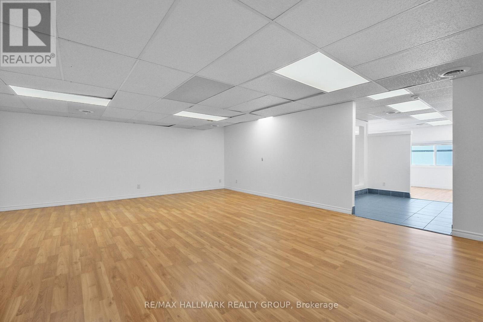 38 - 1010 Polytek Street, Ottawa, Ontario  K1J 9J2 - Photo 11 - X12359240