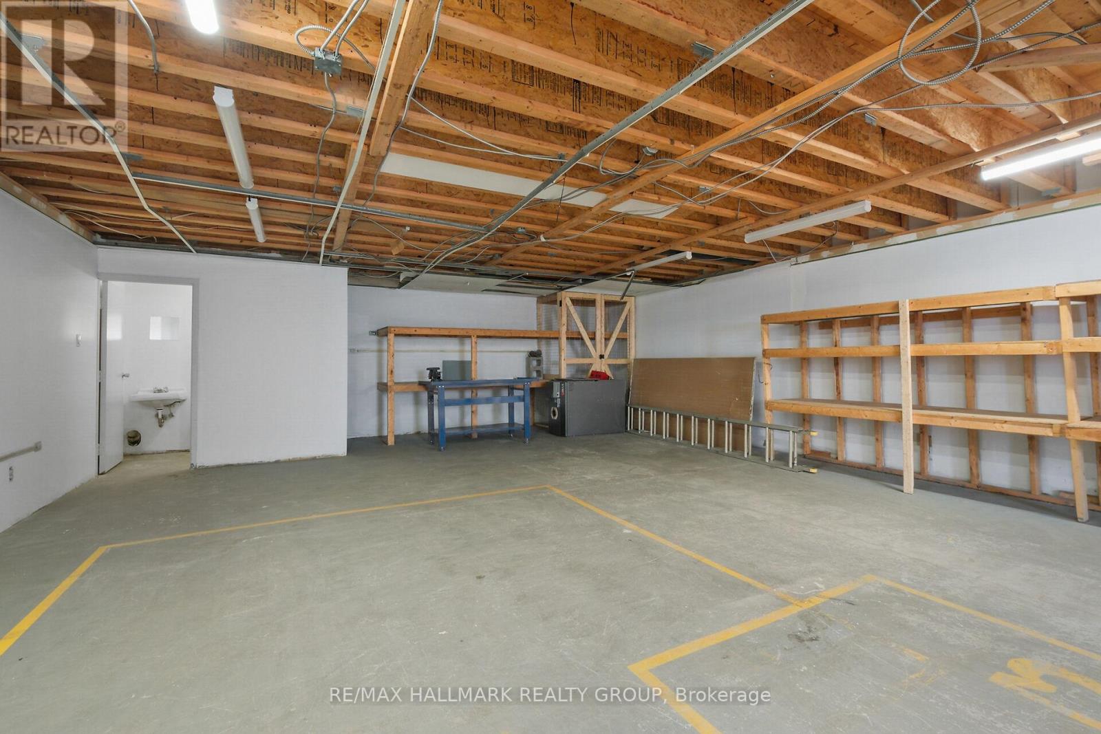 38 - 1010 Polytek Street, Ottawa, Ontario  K1J 9J2 - Photo 25 - X12359240