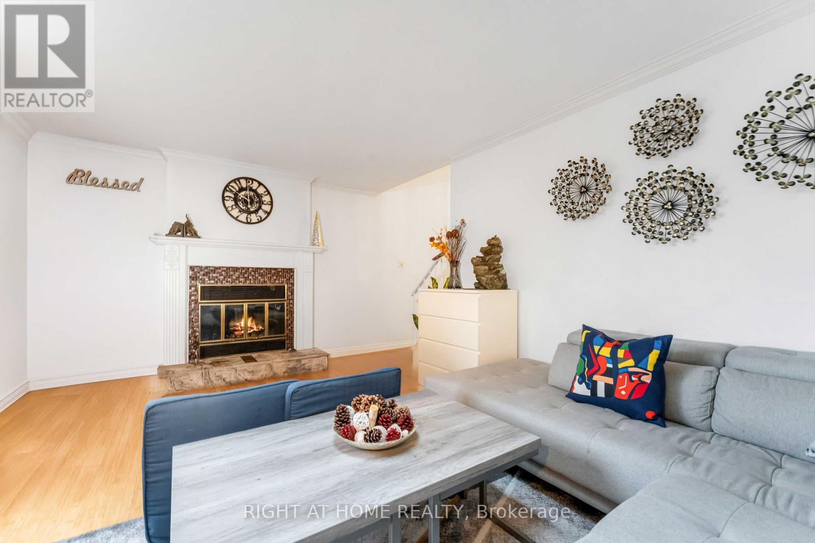18 Shetland Way, Ottawa, Ontario  K2M 1R9 - Photo 22 - X12359299