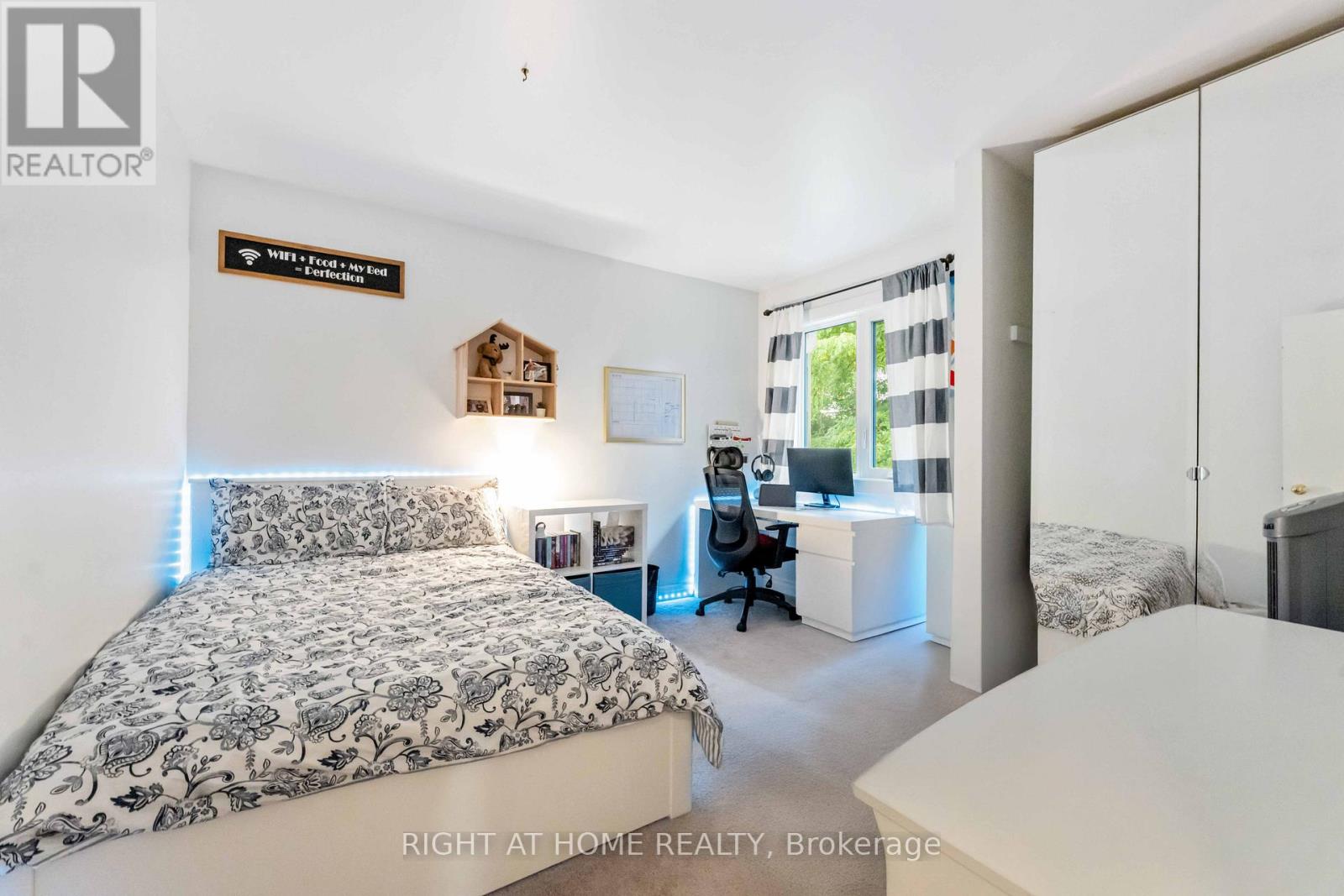 18 Shetland Way, Ottawa, Ontario  K2M 1R9 - Photo 31 - X12359299