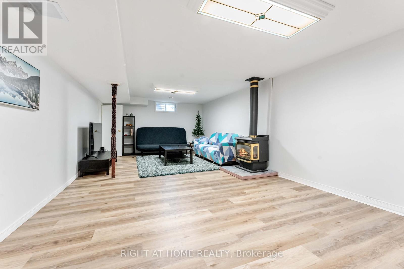 18 Shetland Way, Ottawa, Ontario  K2M 1R9 - Photo 33 - X12359299