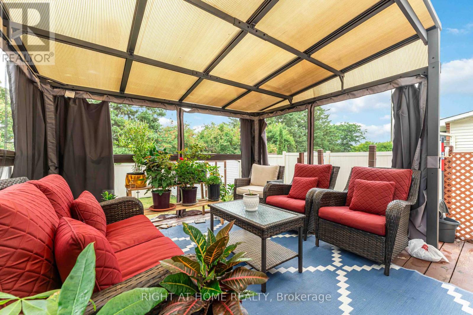 18 Shetland Way, Ottawa, Ontario  K2M 1R9 - Photo 38 - X12359299
