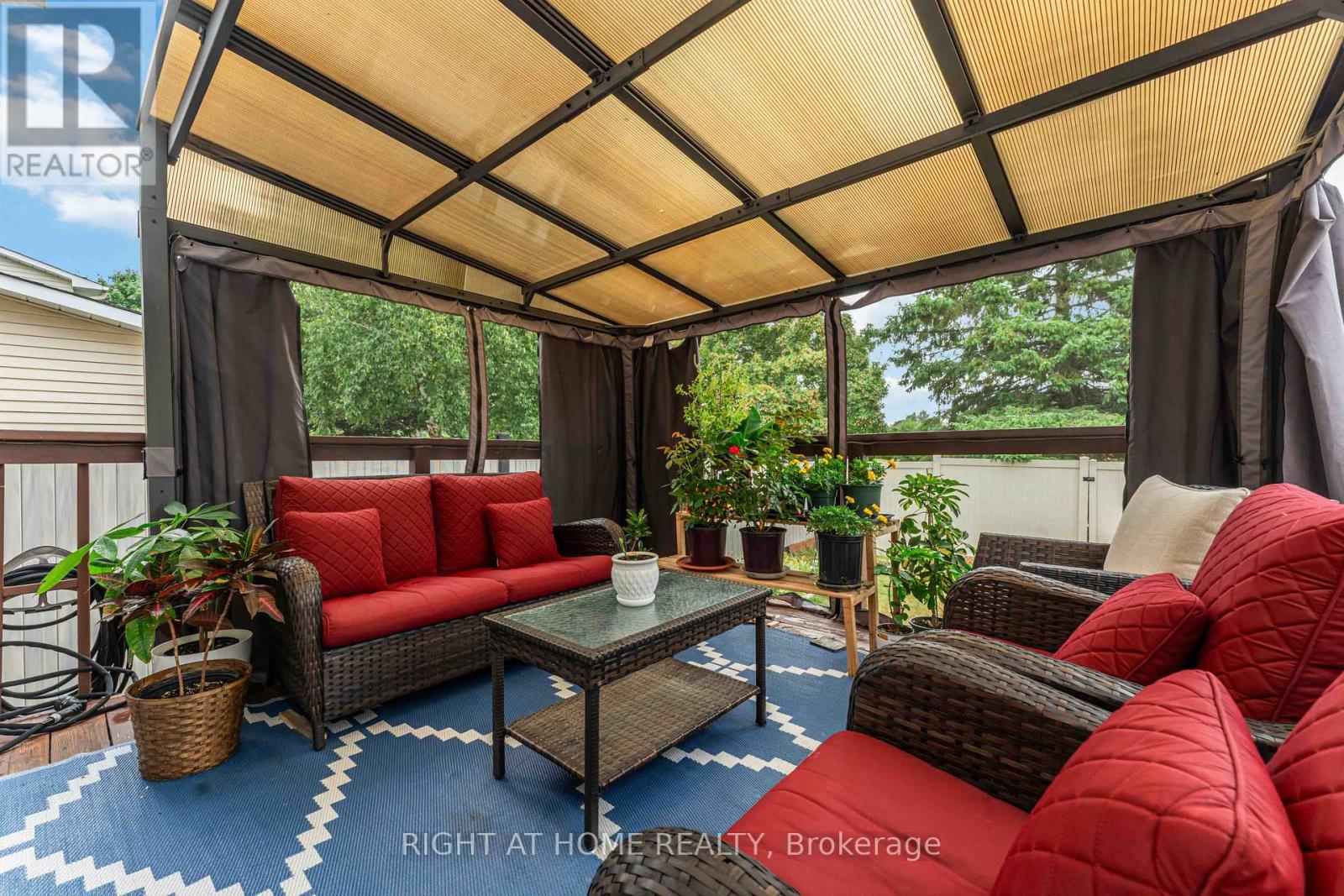 18 Shetland Way, Ottawa, Ontario  K2M 1R9 - Photo 39 - X12359299