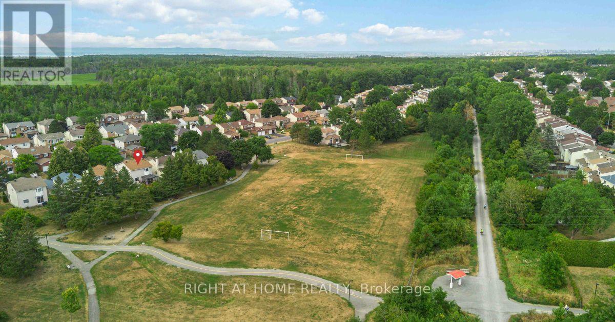 18 Shetland Way, Ottawa, Ontario  K2M 1R9 - Photo 48 - X12359299