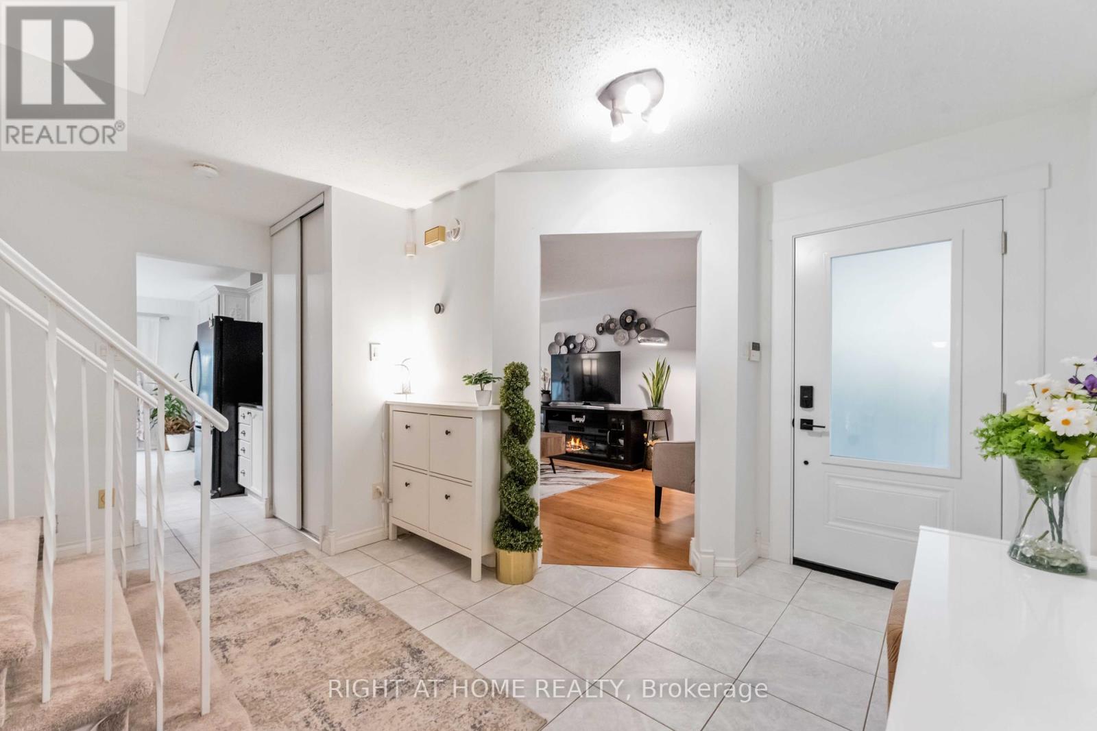 Property at 18 SHETLAND WAY image 5