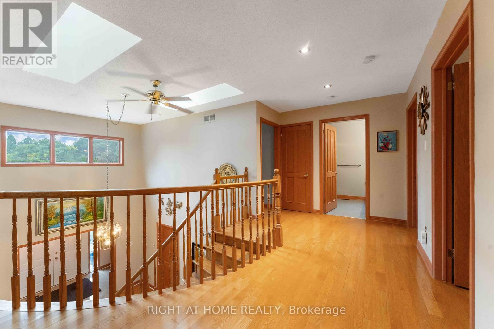 2 Muirfield Gardens, Ottawa, Ontario  K2R 1B8 - Photo 28 - X12359301