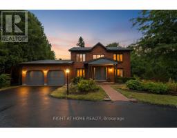 2 MUIRFIELD GARDENS