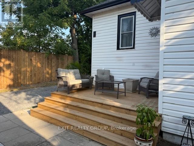 550 Old Highway 2, Quinte West, Ontario  K8V 5P5 - Photo 11 - X12332375