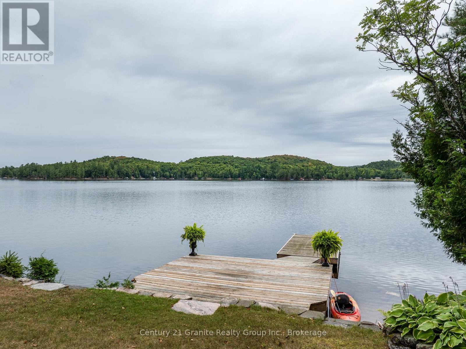 1528 Dignan Road, Dysart Et Al, Ontario  K0M 1S0 - Photo 40 - X12359270
