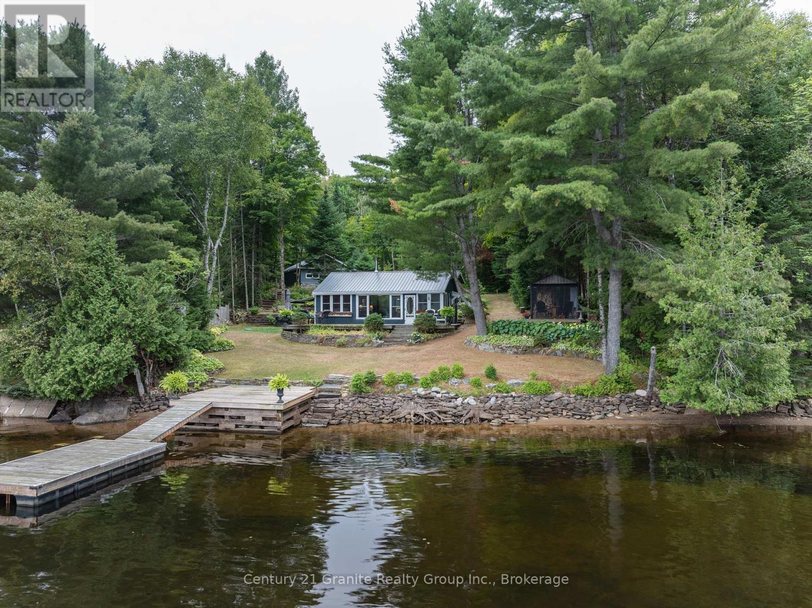 1528 Dignan Road, Dysart Et Al, Ontario  K0M 1S0 - Photo 50 - X12359270