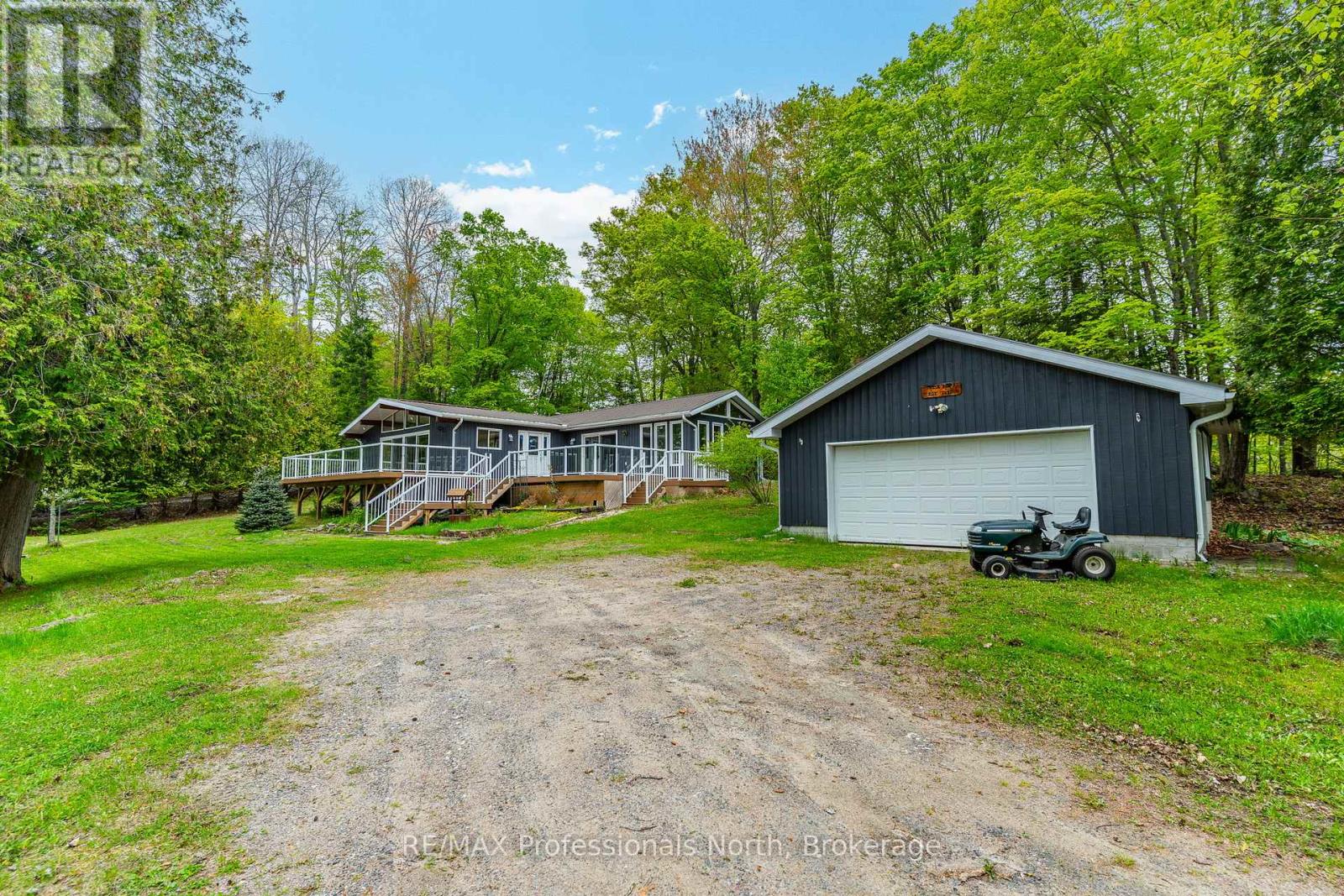 3539 County Road 21, Minden Hills, Ontario  K0M 1S0 - Photo 2 - X12359288