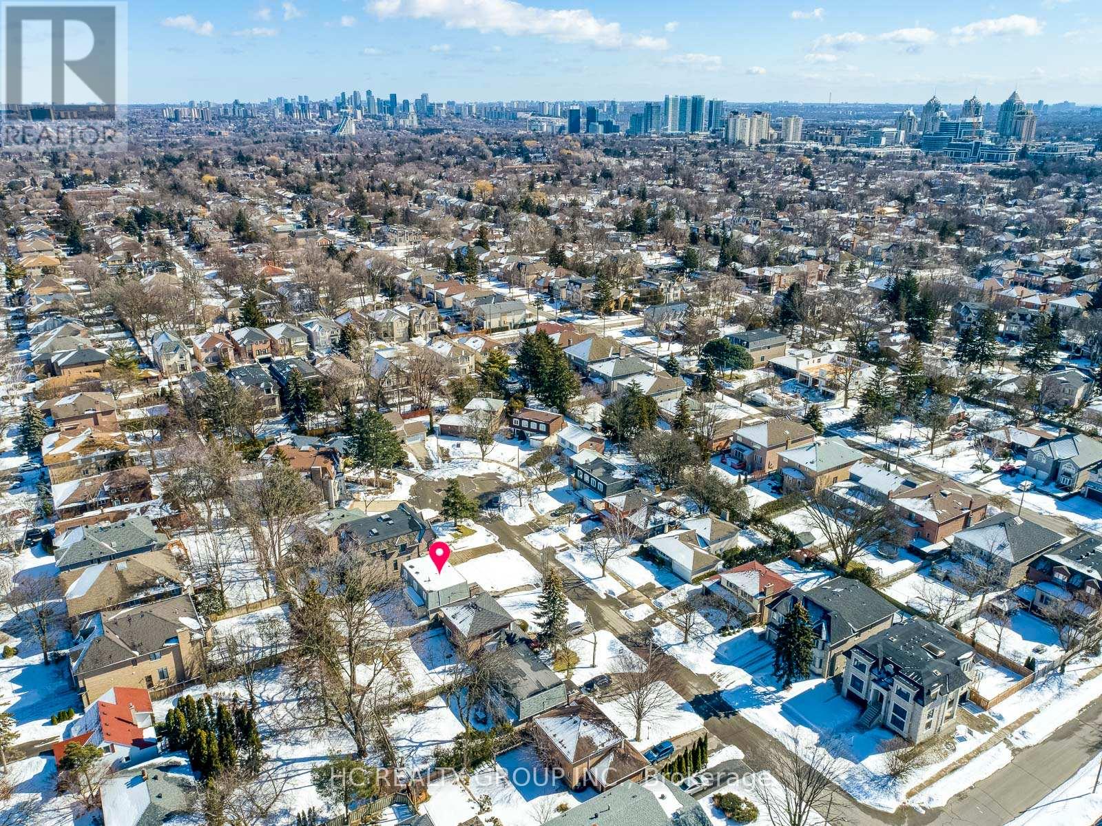 10 Waring Court, Toronto, Ontario  M2N 4G7 - Photo 24 - C12359094