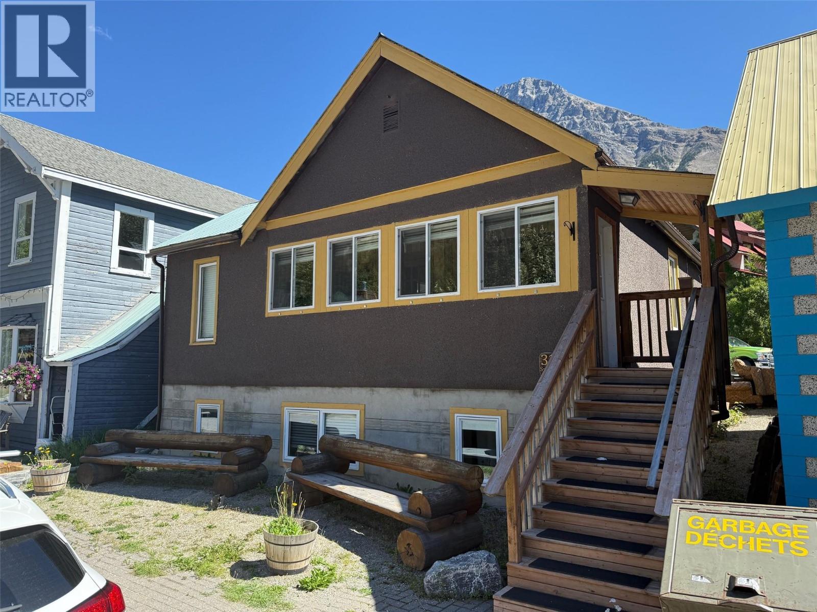 316 Stephen Avenue, Field, British Columbia