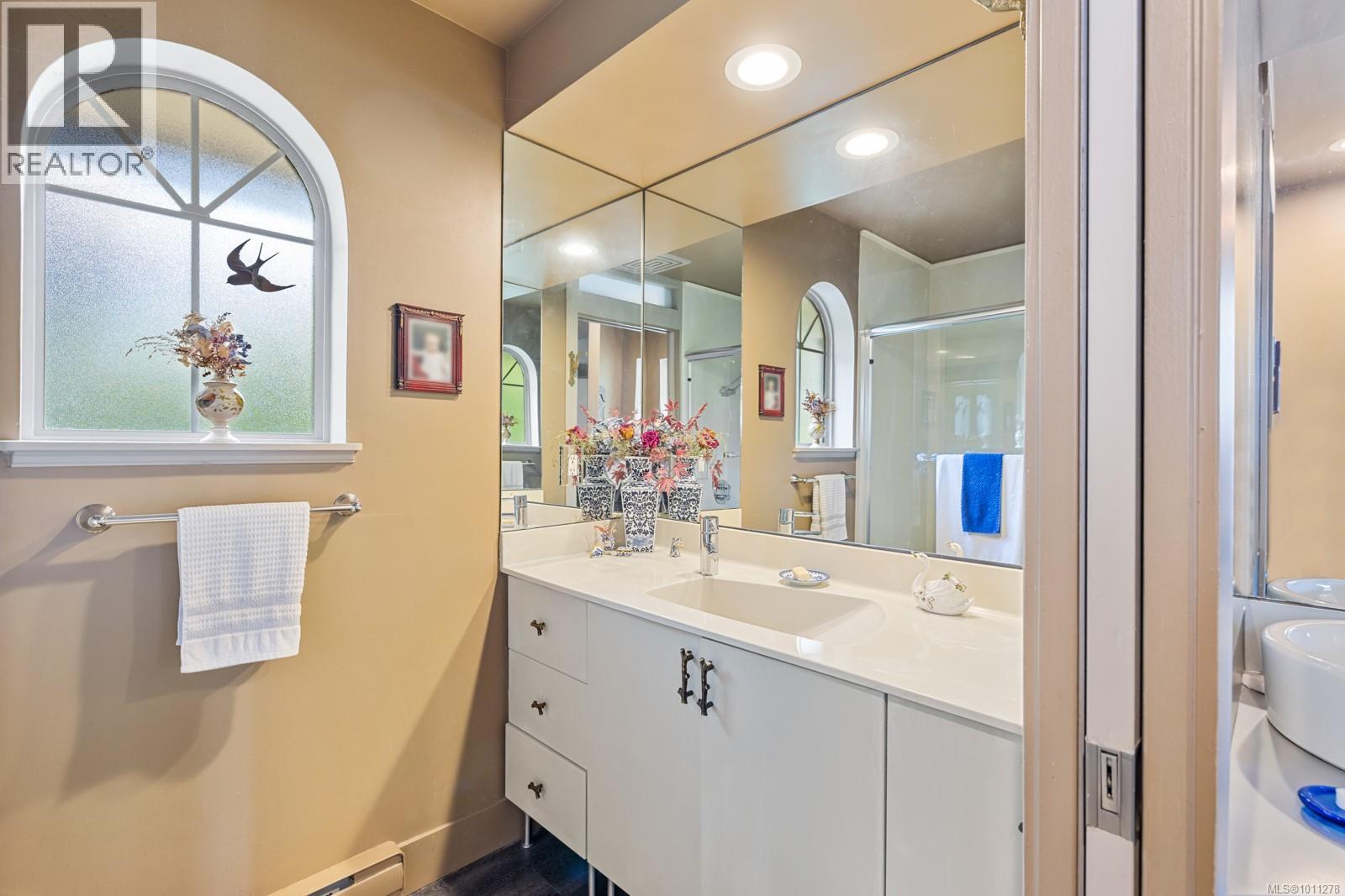 505 Marine View, Cobble Hill, British Columbia  V0R 1L1 - Photo 21 - 1011278