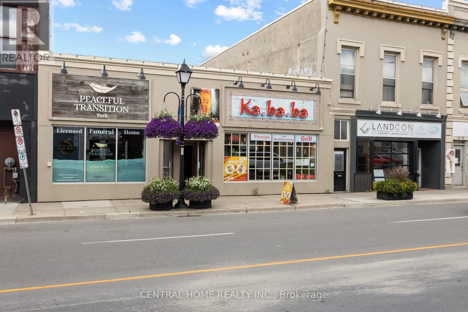 01 - 15236 Yonge Street, Aurora, Ontario  L4G 1L9 - Photo 23 - N12359125