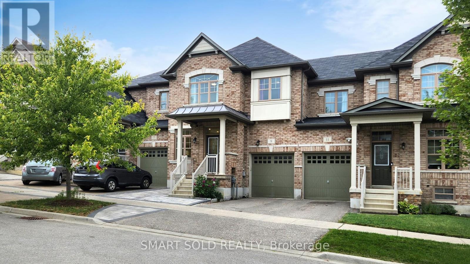 Property at 9 PERCY STOVER DRIVE image 1
