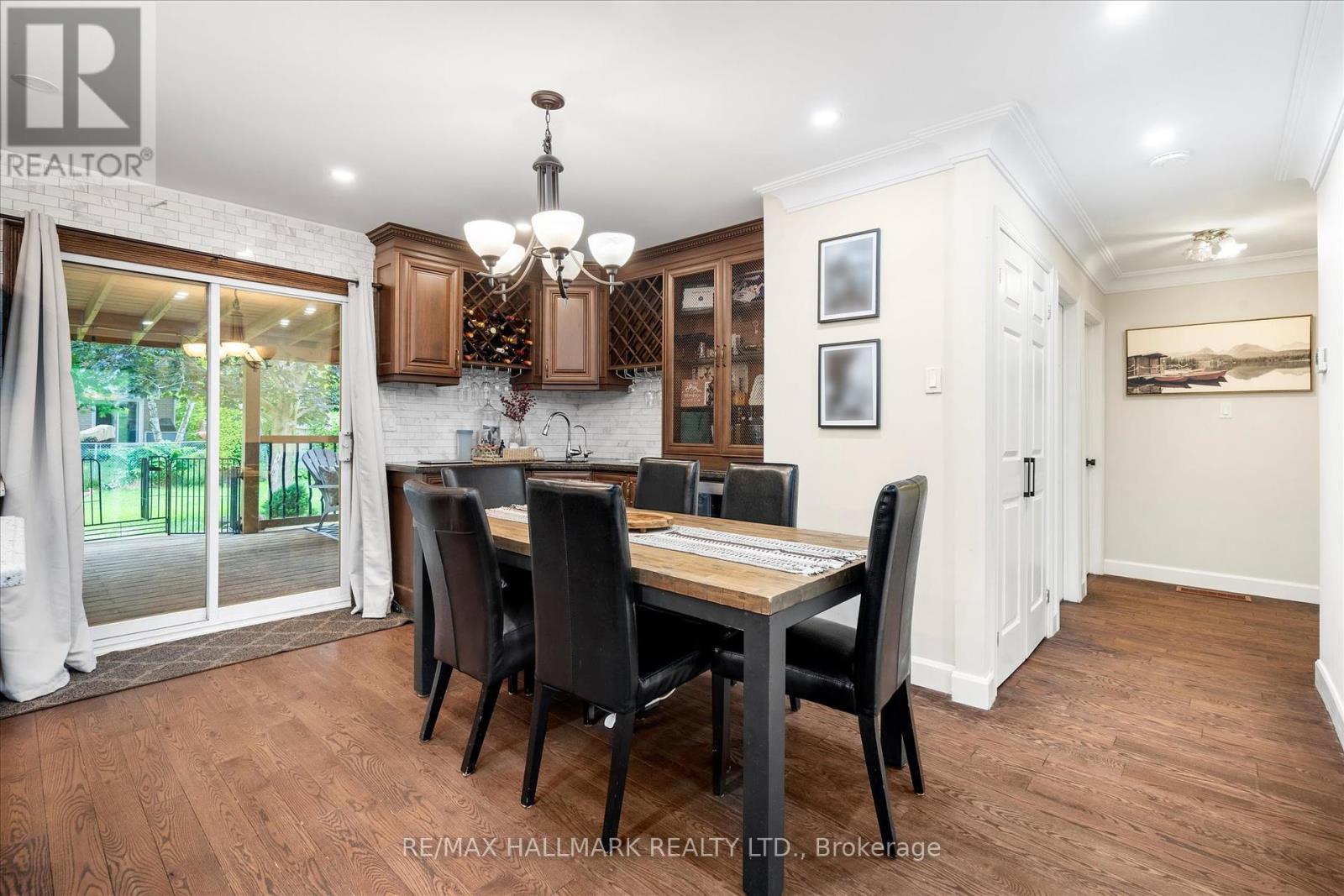 372 Dixon Boulevard, Newmarket, Ontario  L3Y 5C4 - Photo 19 - N12359134