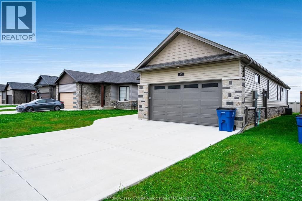 42 Evening Drive, Chatham, Ontario  N7L 0B6 - Photo 33 - 25021373