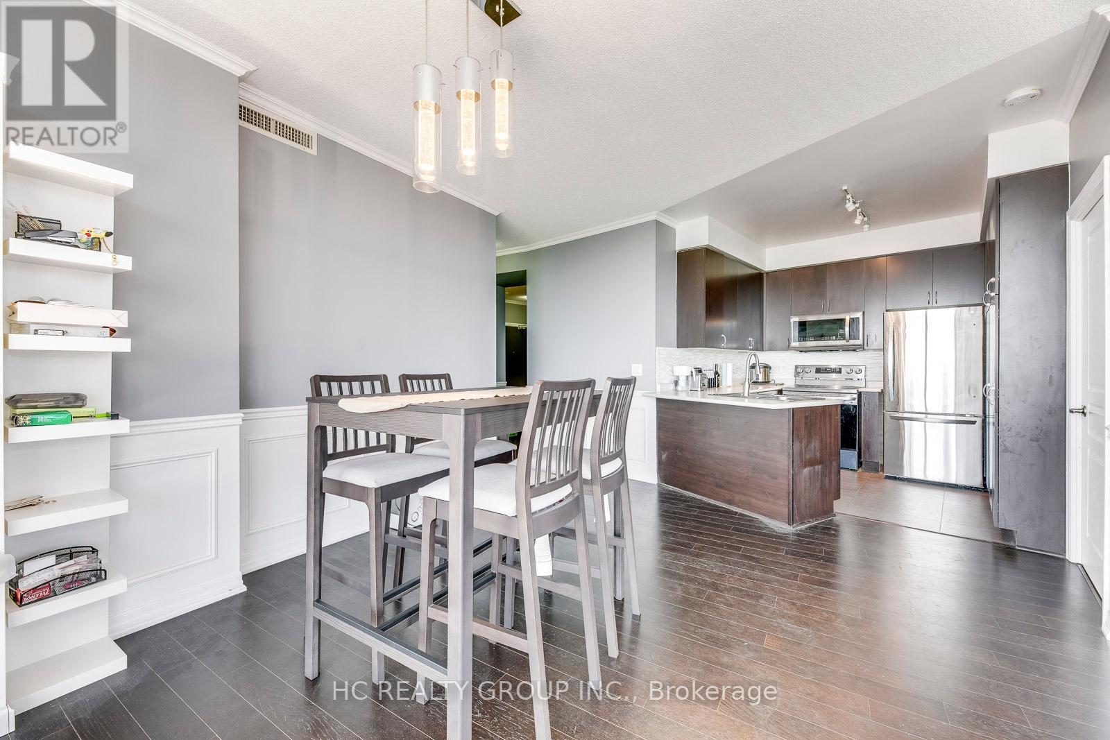 1804 - 223 Webb Drive, Mississauga, Ontario  L5B 0E8 - Photo 10 - W12359126