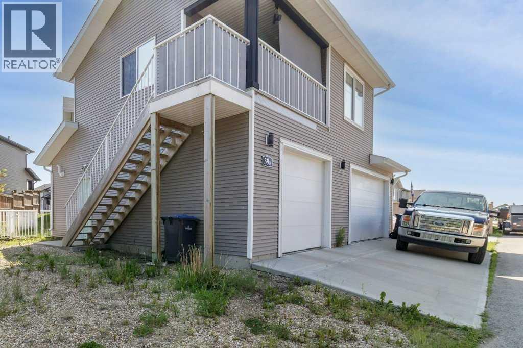 Property at 39 Hampton Crescent image 1