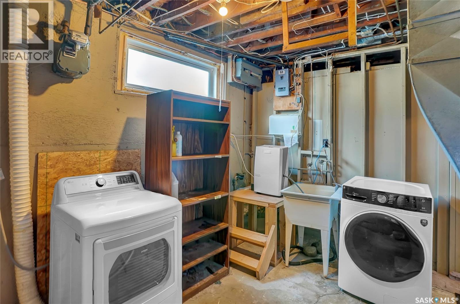 1281 1st Avenue NW, Moose Jaw, Saskatchewan  S6H 3N5 - Photo 41 - SK016387
