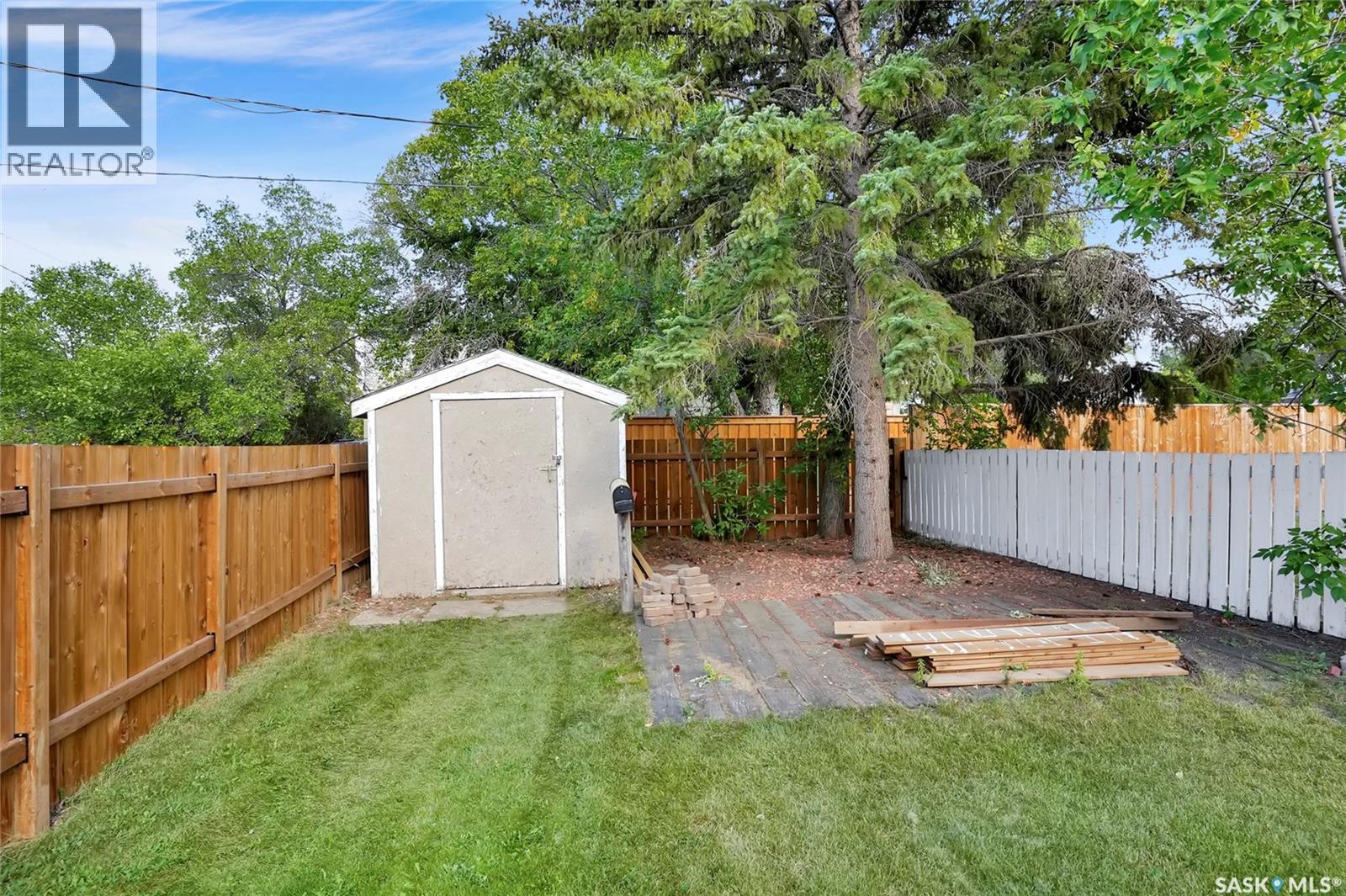 1281 1st Avenue NW, Moose Jaw, Saskatchewan  S6H 3N5 - Photo 46 - SK016387