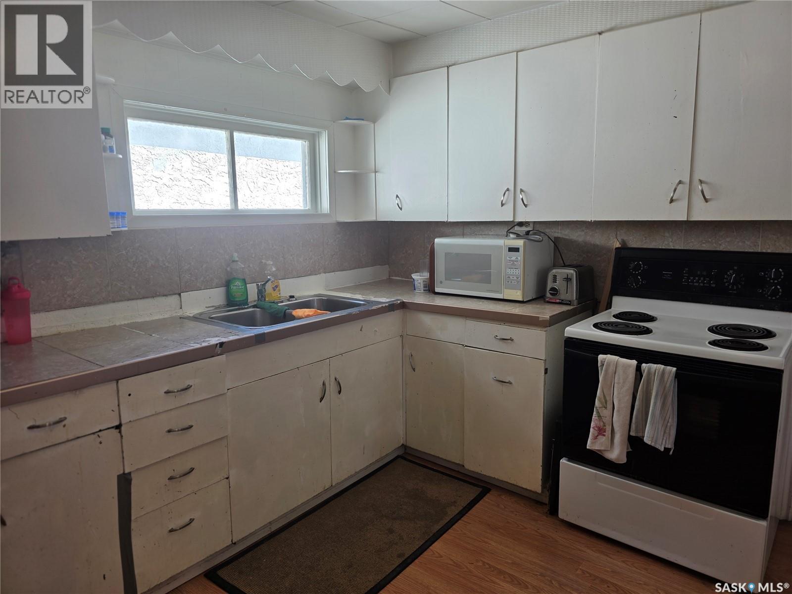 1721 Quebec Street, Regina, Saskatchewan  S4P 1J4 - Photo 13 - SK016333