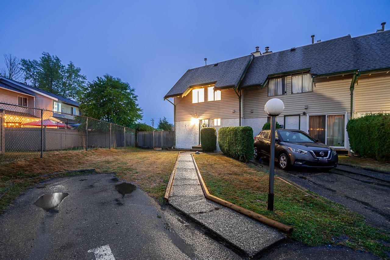 26886 32 Avenue, Langley, British Columbia  V4W 3L5 - Photo 5 - R3038680