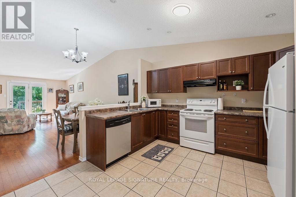 18 - 510 Queensway West, Norfolk, Ontario  N3Y 4R4 - Photo 6 - X12359083