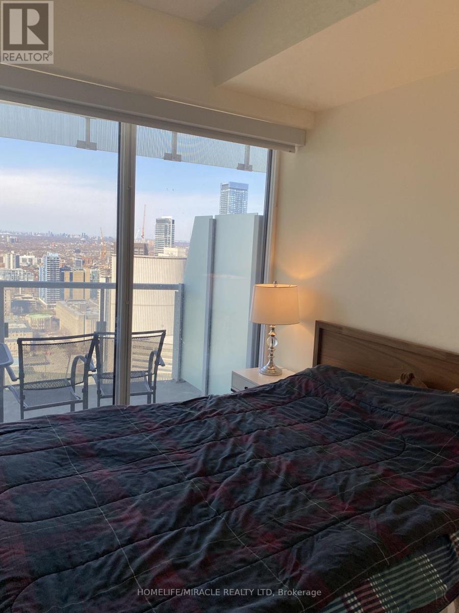 3409 - 197 Yonge Street, Toronto, Ontario  M5B 1M4 - Photo 18 - C12359177