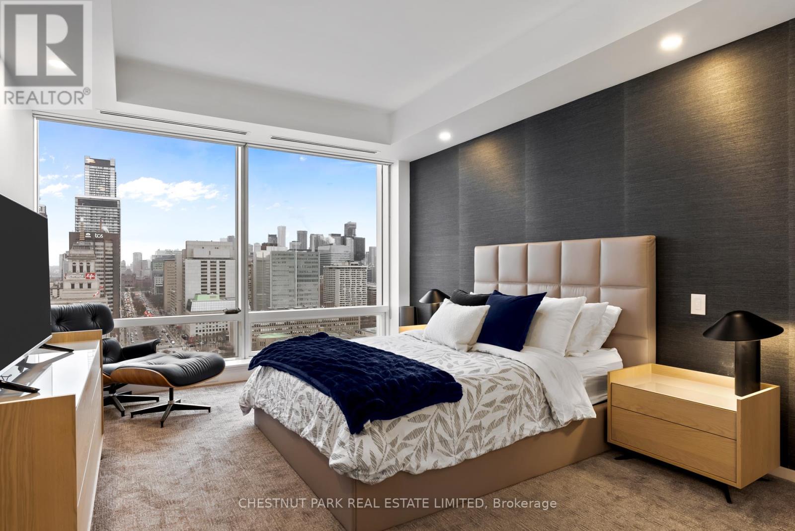 2605 - 180 University Avenue, Toronto, Ontario  M5H 0A2 - Photo 15 - C12359192