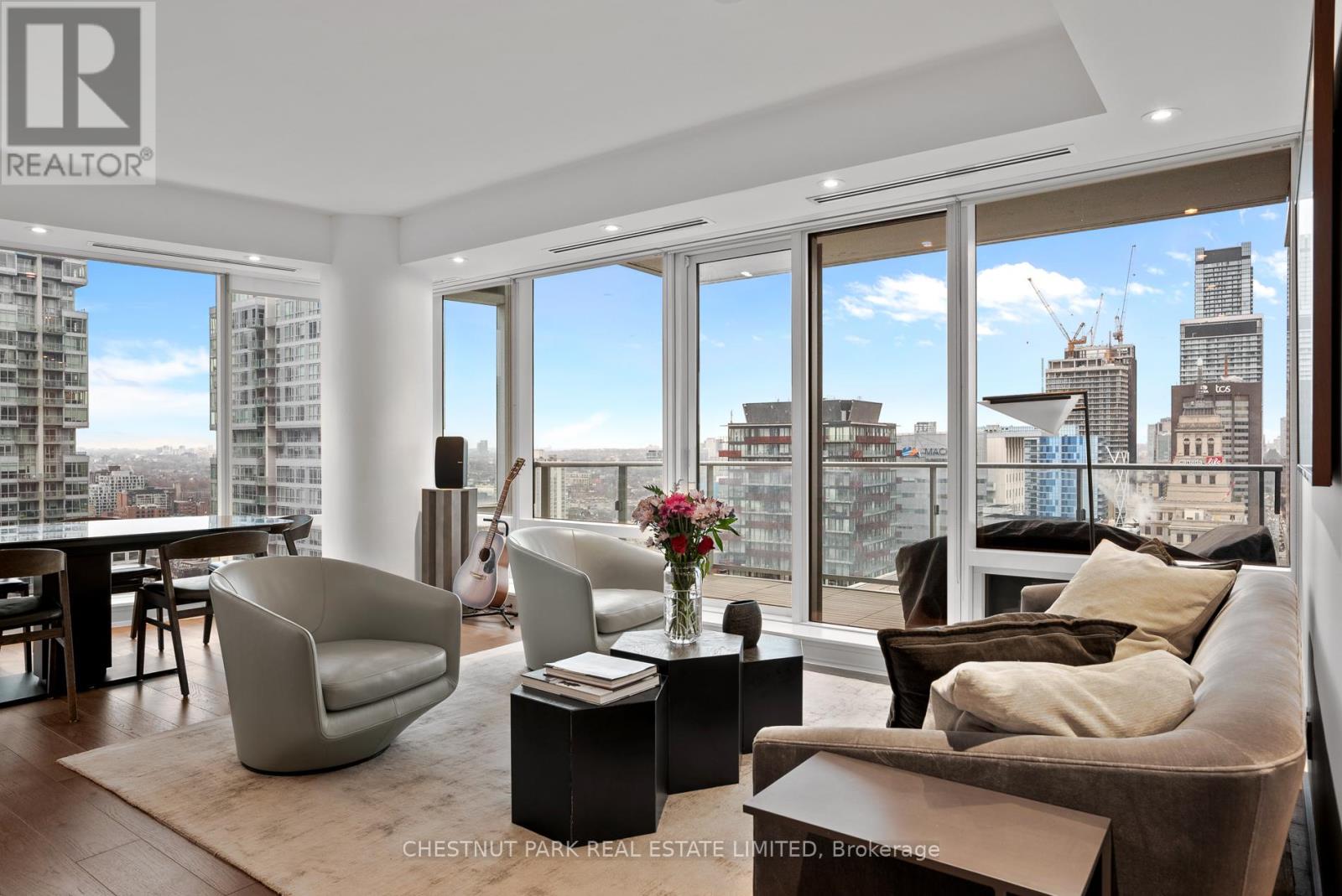 2605 - 180 University Avenue, Toronto, Ontario  M5H 0A2 - Photo 4 - C12359192