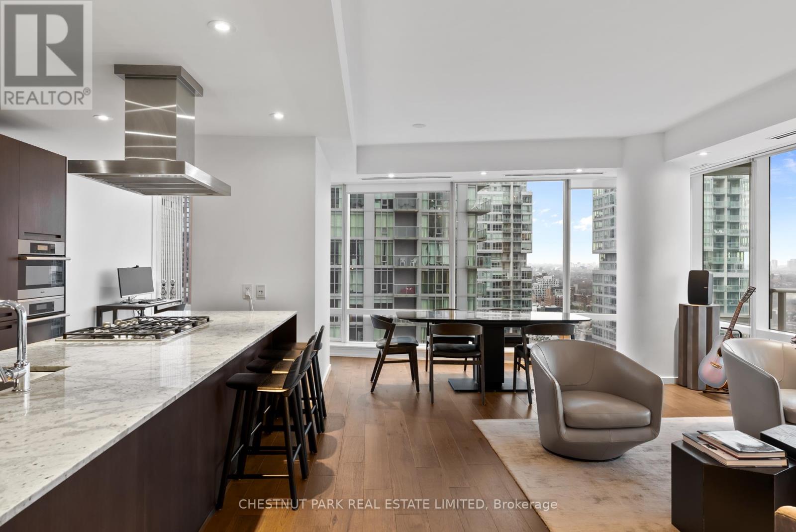 2605 - 180 University Avenue, Toronto, Ontario  M5H 0A2 - Photo 8 - C12359192