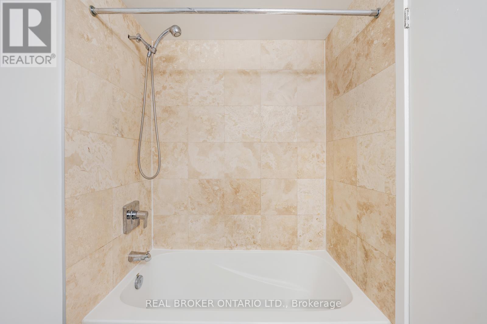 1806 - 14 York Street, Toronto, Ontario  M5J 0B1 - Photo 14 - C12359200