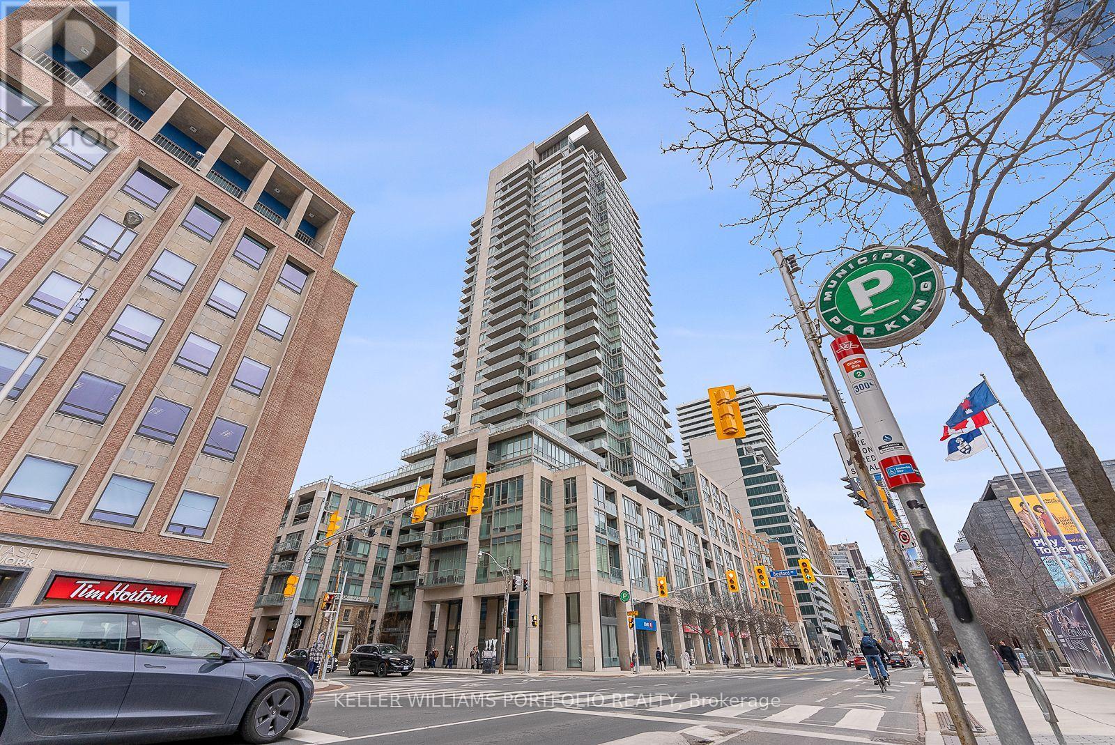 2703 - 1 Bedford Road, Toronto, Ontario  M5R 2B5 - Photo 1 - C12359245