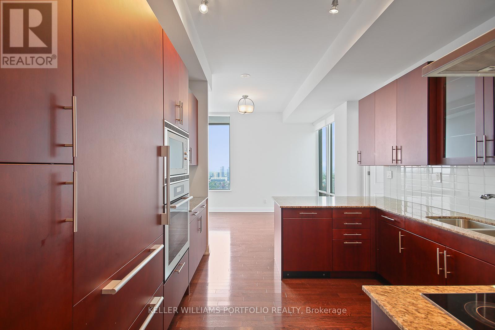 2703 - 1 Bedford Road, Toronto, Ontario  M5R 2B5 - Photo 17 - C12359245