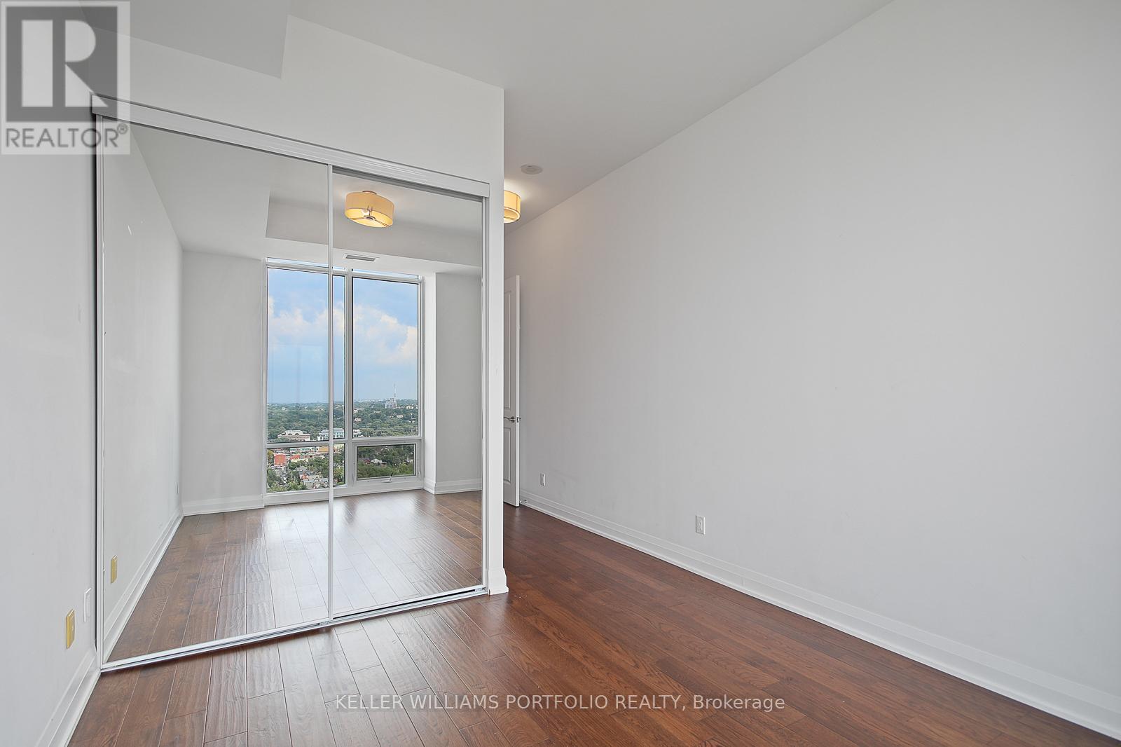 2703 - 1 Bedford Road, Toronto, Ontario  M5R 2B5 - Photo 31 - C12359245