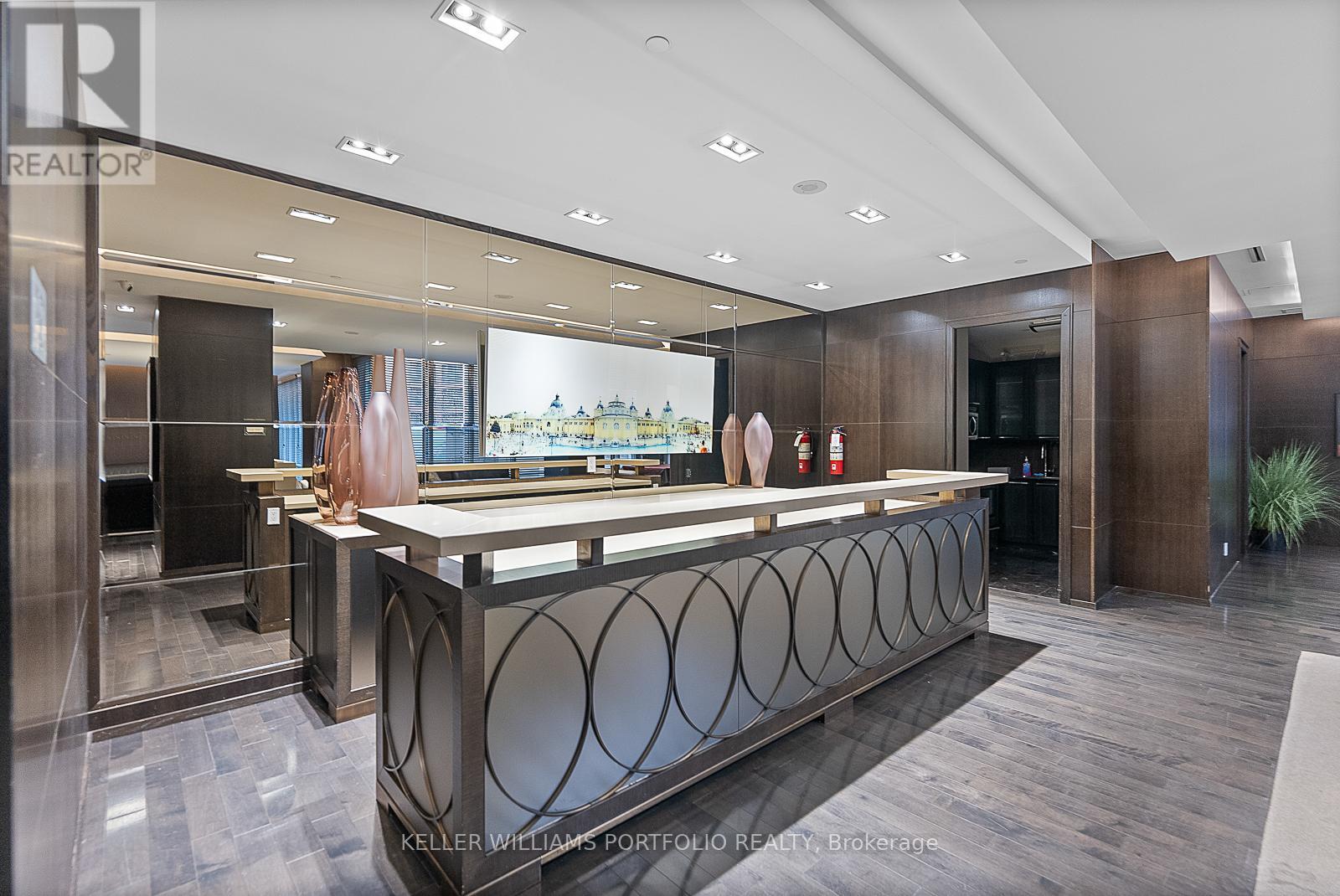 2703 - 1 Bedford Road, Toronto, Ontario  M5R 2B5 - Photo 48 - C12359245