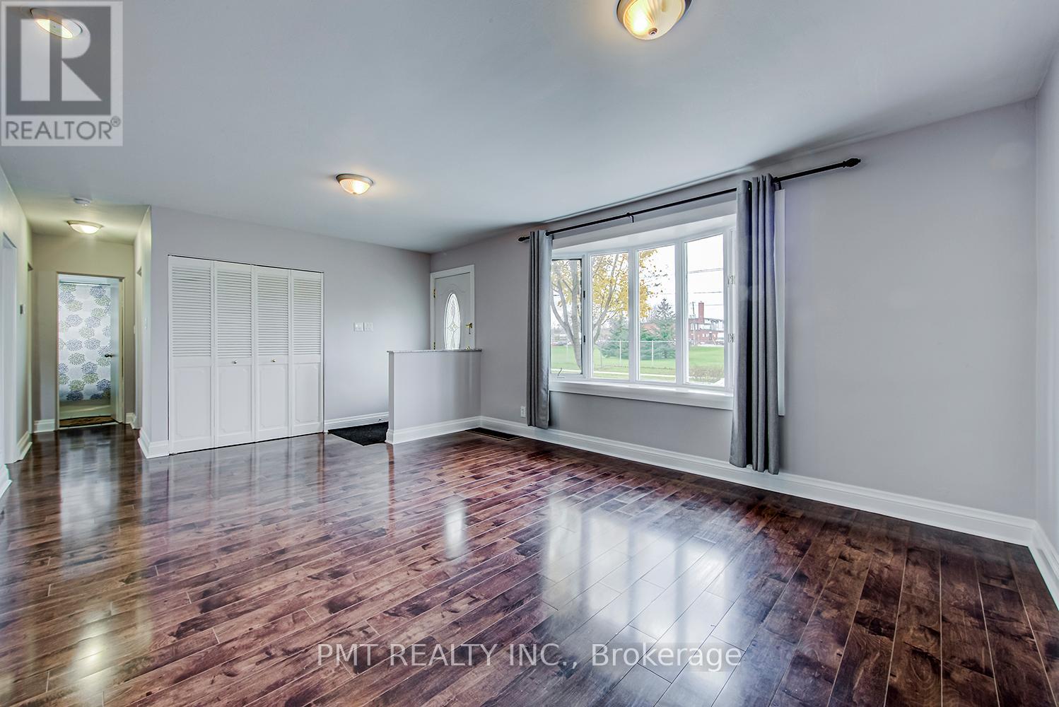 Upper - 11 Bellefontaine Street, Toronto, Ontario  M1S 1J6 - Photo 6 - E12359292