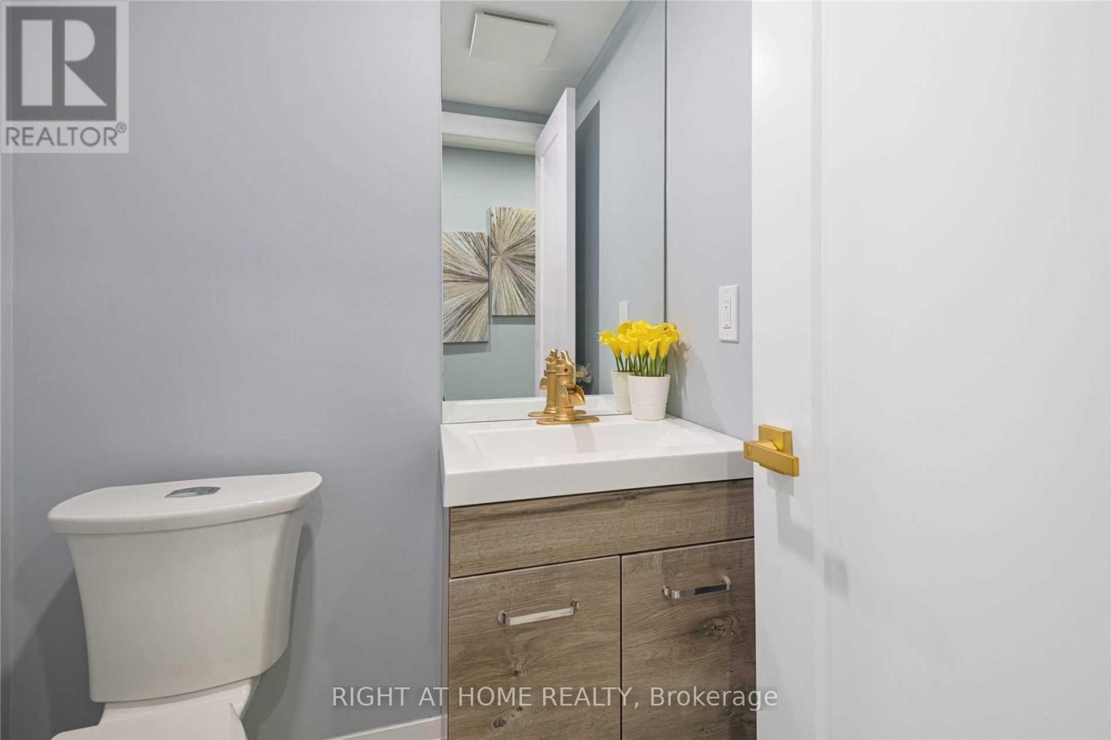 11 Michael Drive, Richmond Hill, Ontario  L4C 5W6 - Photo 19 - N12359312