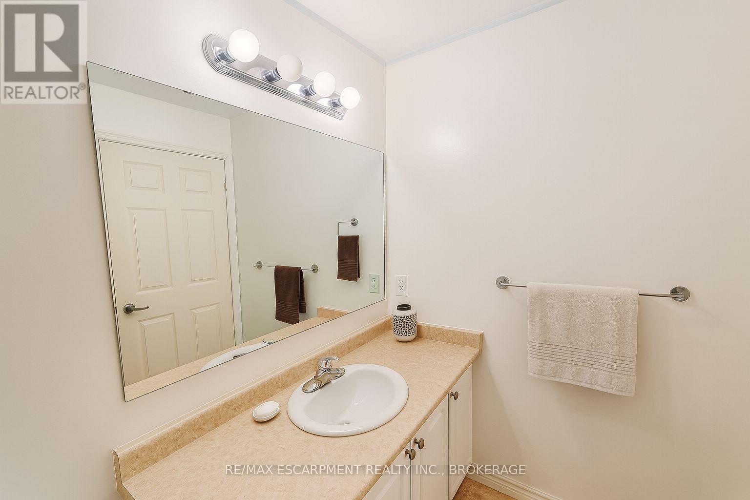 209 - 75 Shipway Avenue, Clarington, Ontario  L1B 0B6 - Photo 10 - E12359368