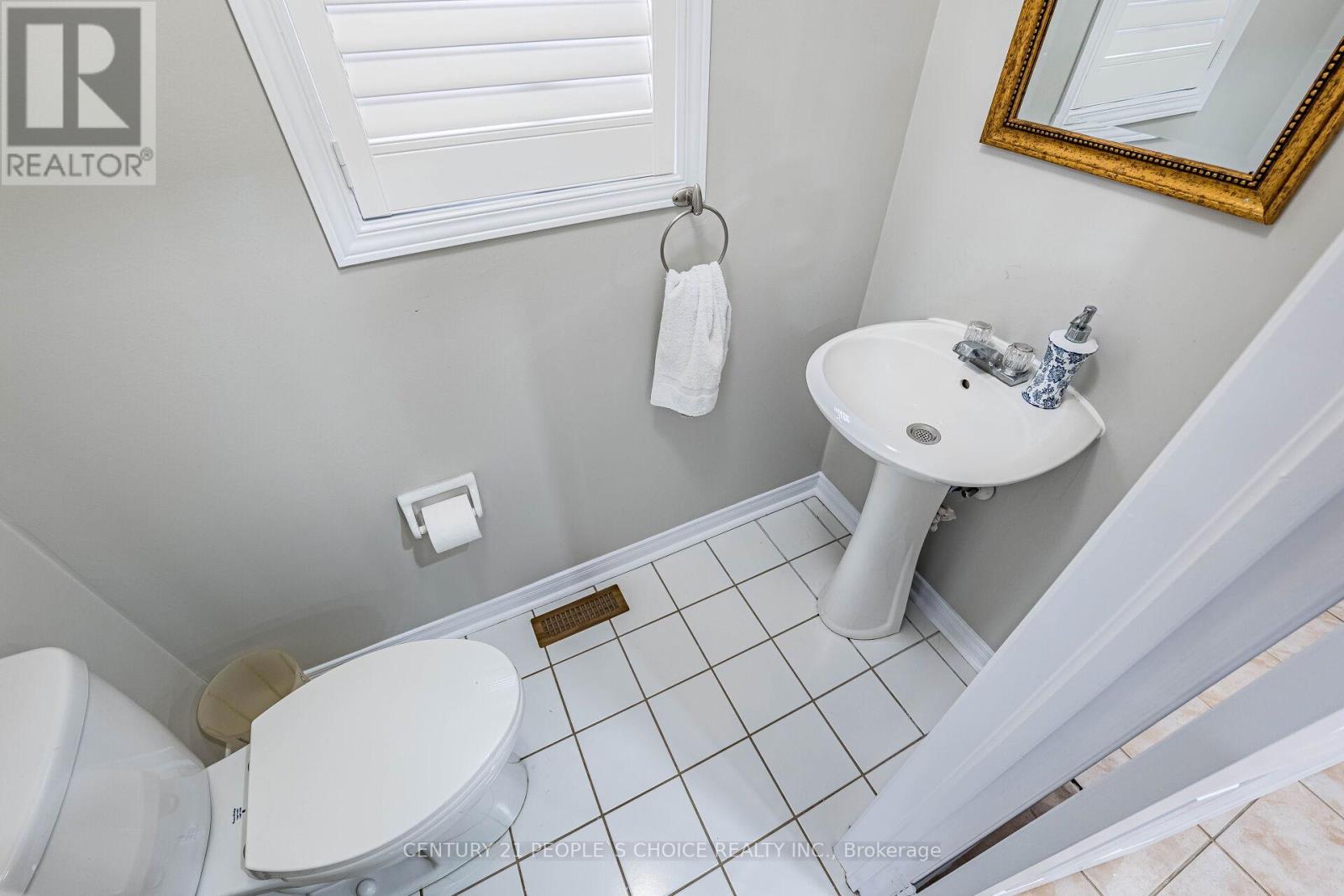 22 Domenico Crescent, Brampton, Ontario  L6P 1H5 - Photo 22 - W12359259