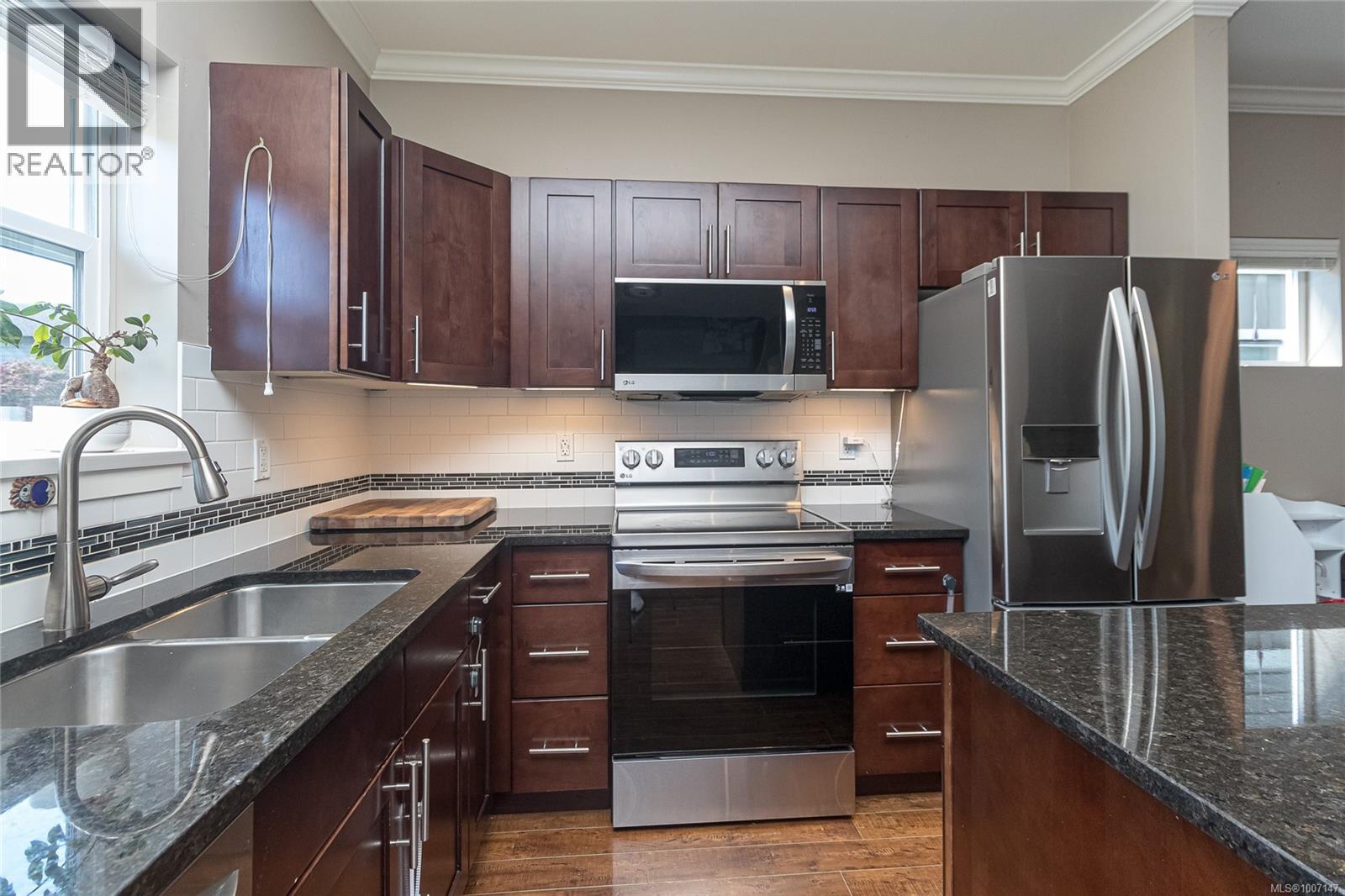 3284 Merlin Rd, Langford, British Columbia  V9C 0H3 - Photo 14 - 1007147