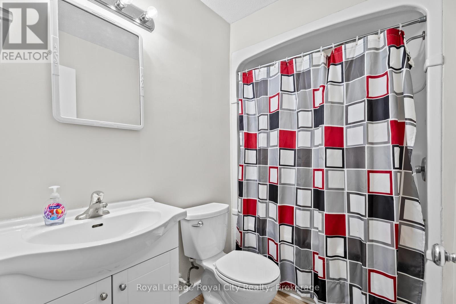 109 Northumberland Street, Guelph, Ontario  N1H 3B1 - Photo 9 - X12359348
