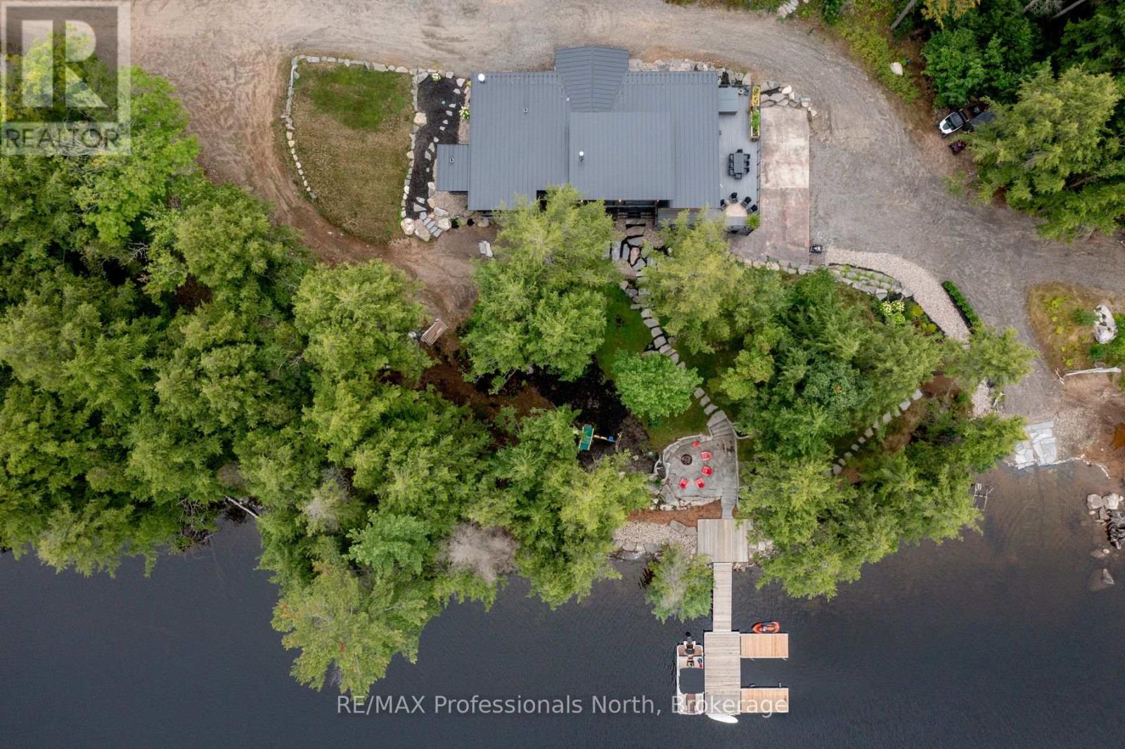 1046 Lone Wolf Crescent, Dysart Et Al, Ontario  K0M 1S0 - Photo 6 - X12359362