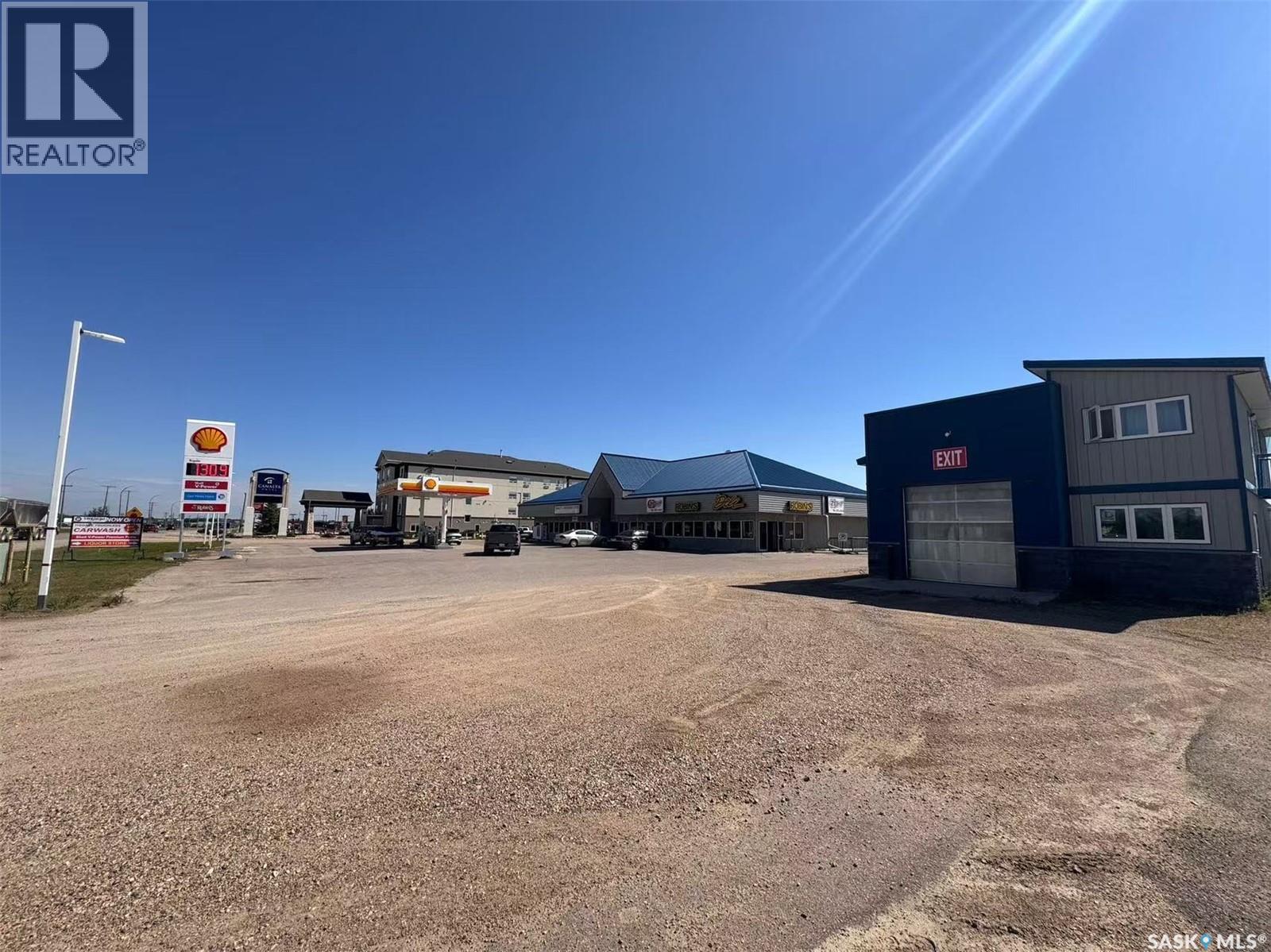 912 93rd Avenue, Tisdale, Saskatchewan  S0E 1T0 - Photo 2 - SK015998