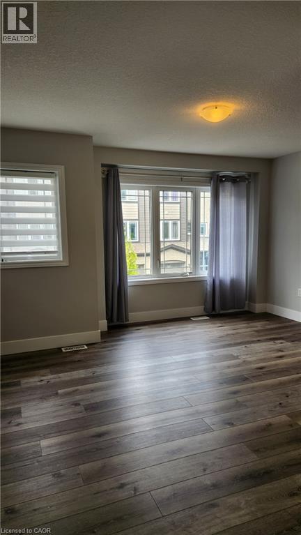 12 Poplar Drive Unit# 35, Cambridge, Ontario  N3C 0G4 - Photo 8 - 40762079