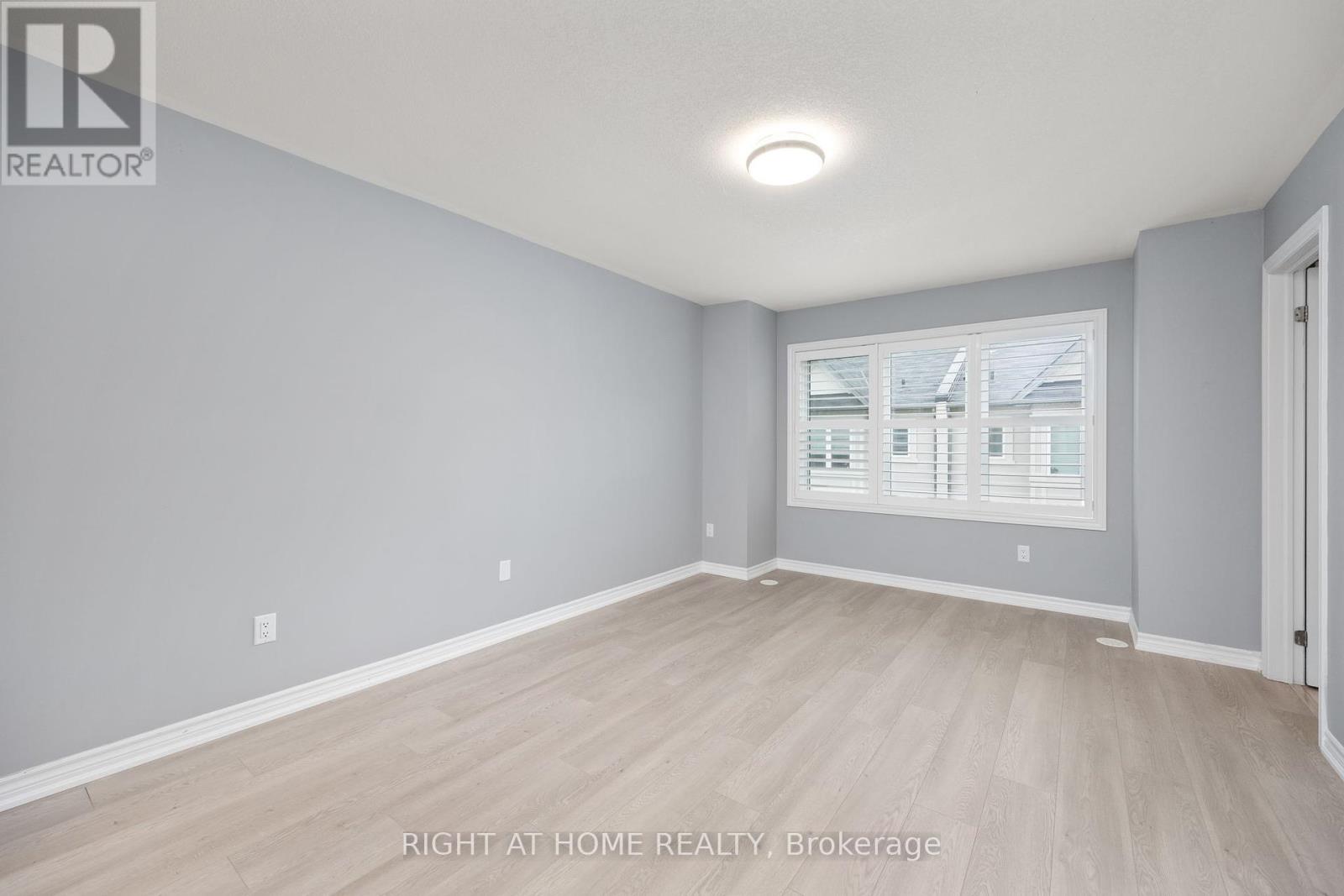 91 Borers Creek Circle, Hamilton, Ontario  L8B 1W3 - Photo 27 - X12359161